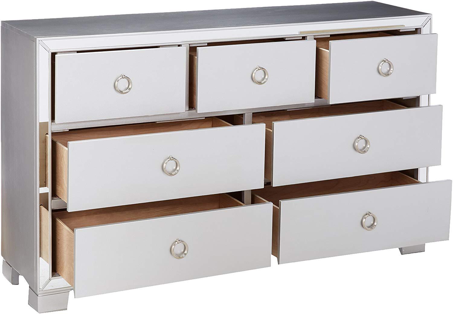 Voeville II Dresser in Platinum 24845
